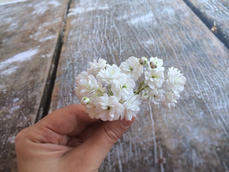 Gypsophila hair pins Babys breath wedding hair piece Bridal hair pins Wedding hair accessories White flowers Botanical wedding Floral hair