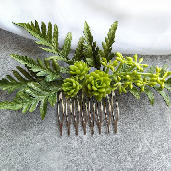 Bridal hair piece greenery Fern succulent hair comb