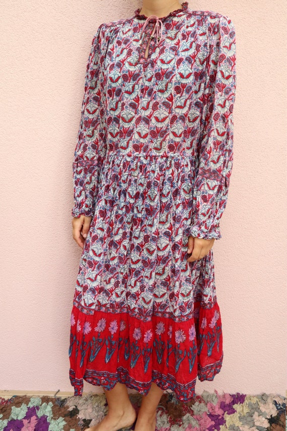 1970's Vintage traditional Indian cotton gauze flo