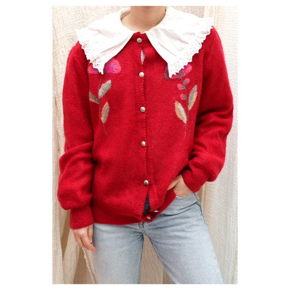 Vintage dark red mohair knitted cardigan with flor