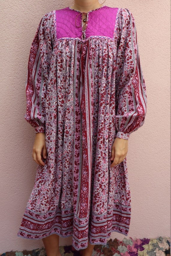 1970's Vintage traditional Indian cotton floral qu