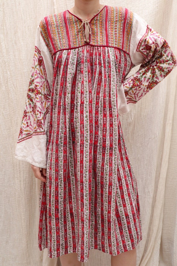 1970's Vintage Indian cotton floral midi dress / 1