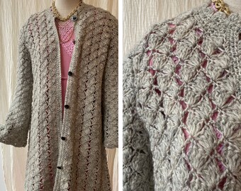 Vintage 1970’s grey wool crochet cardigan size L