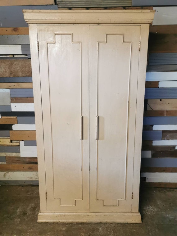 Vintage Rustic Oak Housekeepers Kitchen Or Bedroom Linen Etsy