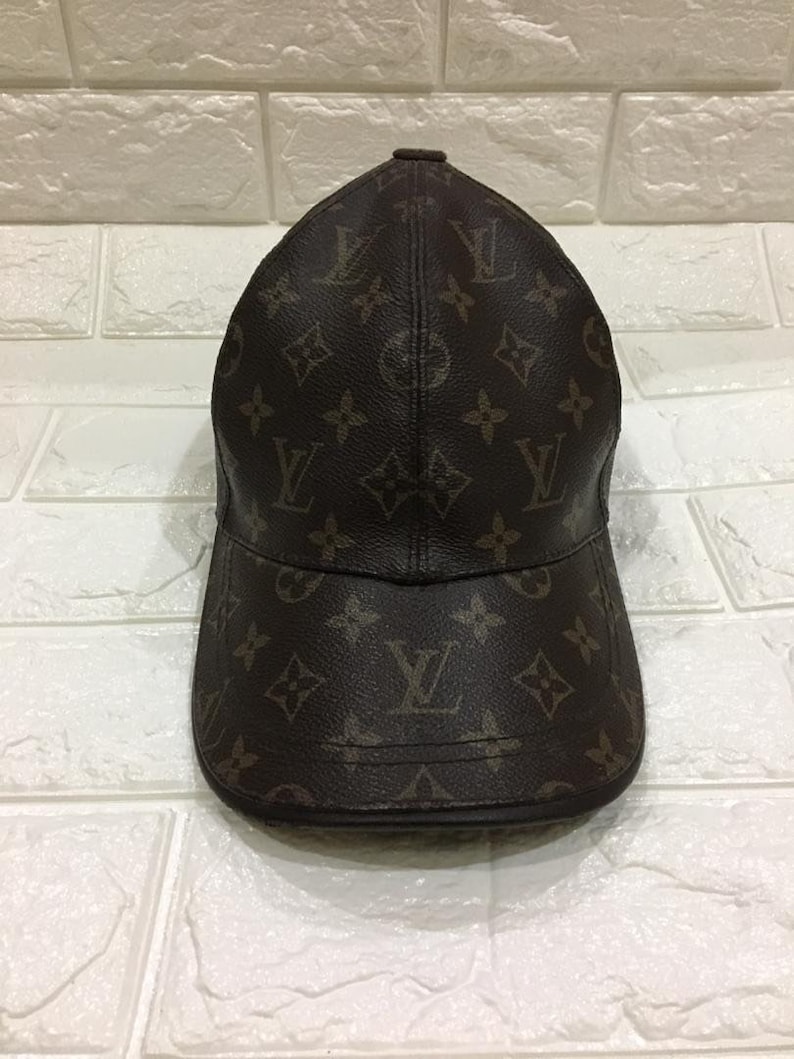louis vuitton monogram baseball cap