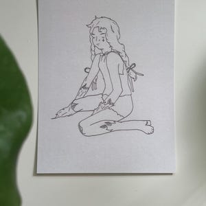 leaf girl print