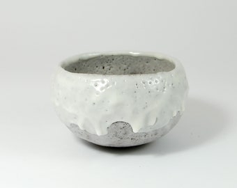 Tea bowl with expressive Shino glaze // Tea cup // Tea bowl