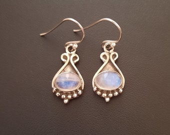 Handmade 925 sterling silver and moonstone earrings