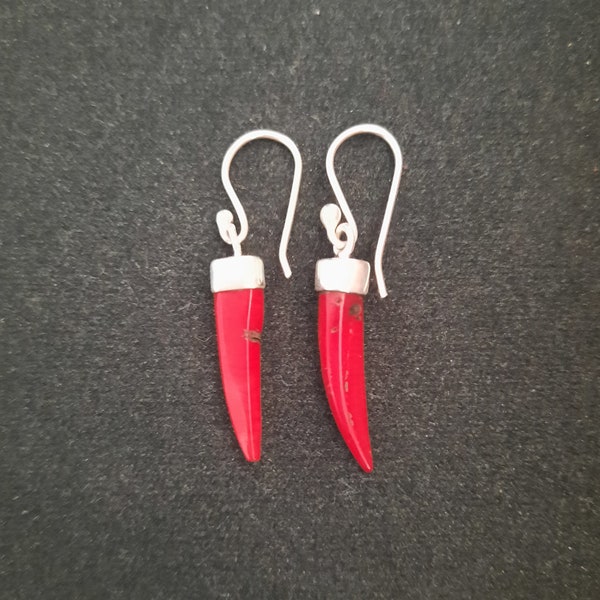 Silver 925 and coral dangle earrings