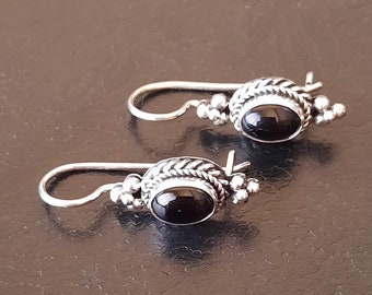 Handmade black 925 silver and onyx earrings