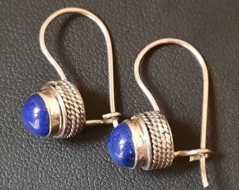 Women's jewelry in 925 silver and handmade lapis lazuli