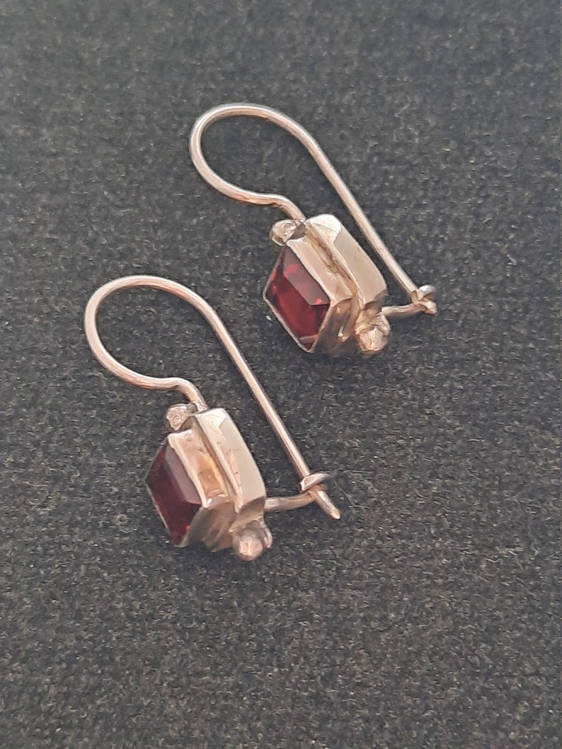 Sterling silver and garnet dangle wire earrings, hand made in Bali image 1