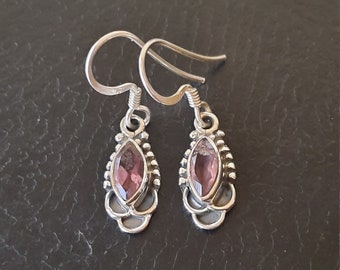 Vintage earrings in sterling silver and faceted Amethyst