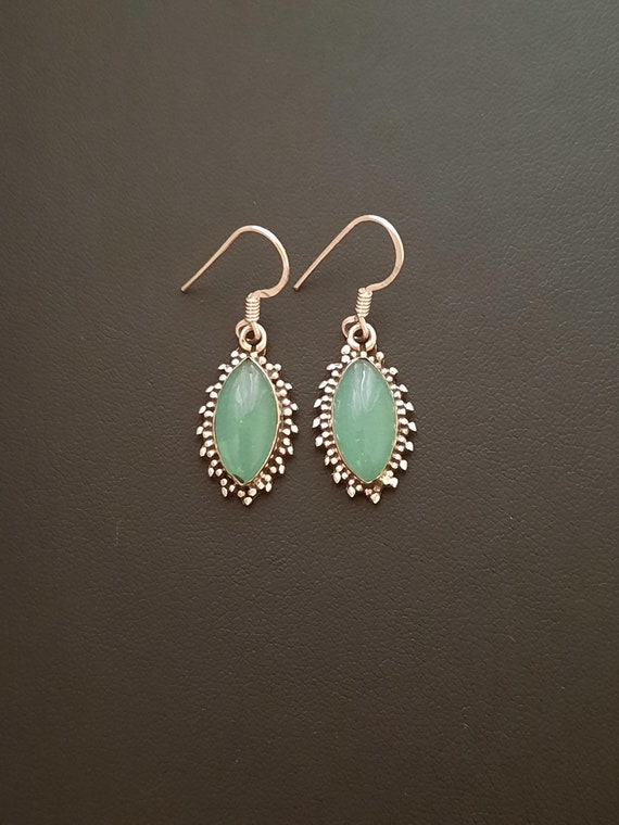 Pendientes vintage de plata 925 y calcedonia hechos a mano