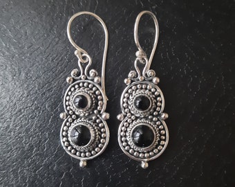 925 sterling silver and onyx cabochon earrings