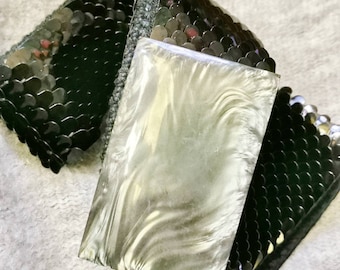 70s Scale Stretch Belt Mother of Pearl Optics Plastic Buckle stretch Rubber Belt true vintage