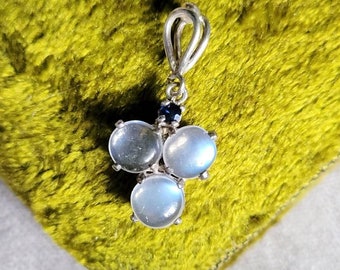 Art nouveau MONDSTEIN & Sapphire Chains Pendant silver around 1920 true vintage shimmer silver gemstone moonstone pendant cottage Country house witch