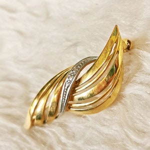 70&#39;s gold double pin brooch 70&#39;s design