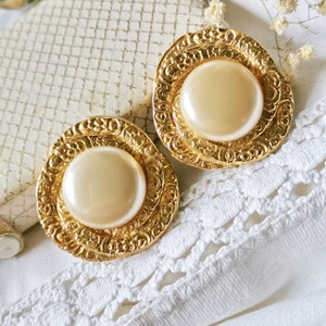 JACKY DE G Italy Earclips XXL Earrings Golden with Wax Beads true vintage design Jewelry Fashion Jewelry out couture