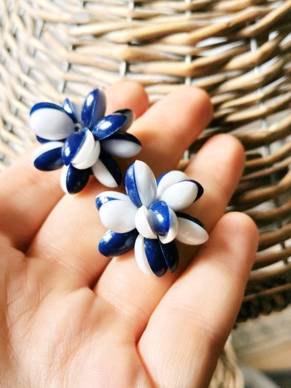 Boucles D'oreilles Vintage à Clips Des Années 60-70 | Plastique Bleu Marine Et Blanc | Occasion