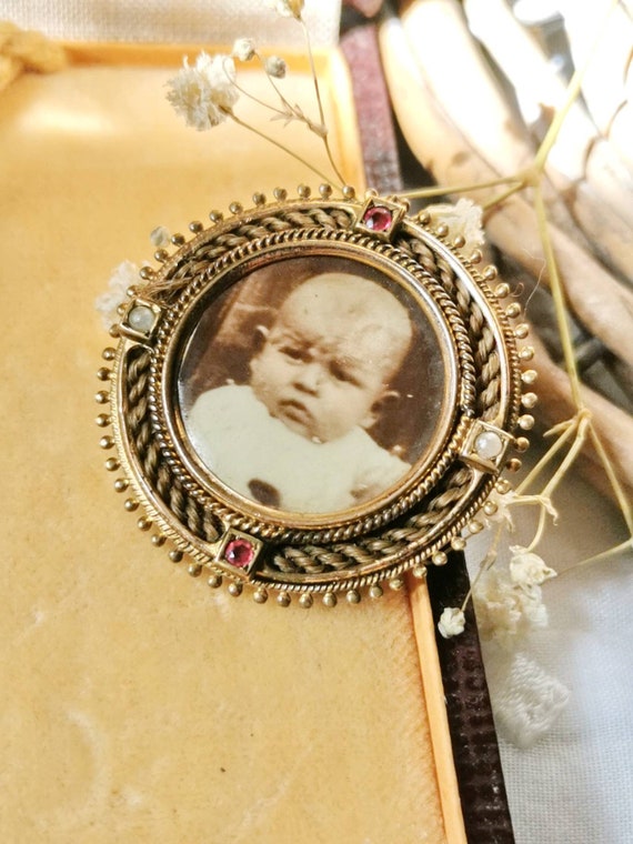 Real Hair & Ruby Photo Brooch around 1900 Art Nou… - image 3