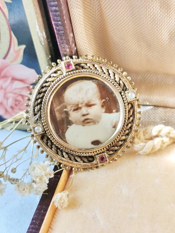 Real Hair & Ruby Photo Brooch around 1900 Art Nou… - image 1