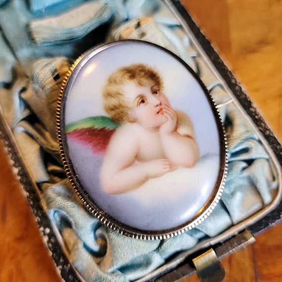 Art nouveau 333 gold angel brooch porcelain ename… - image 1