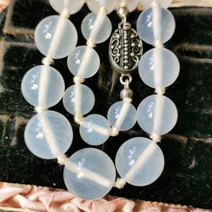 CHALCEDON CHAIN around. 1900 from China sterling silver filigree closure Art Nouveau art nouveau necklace gemstone