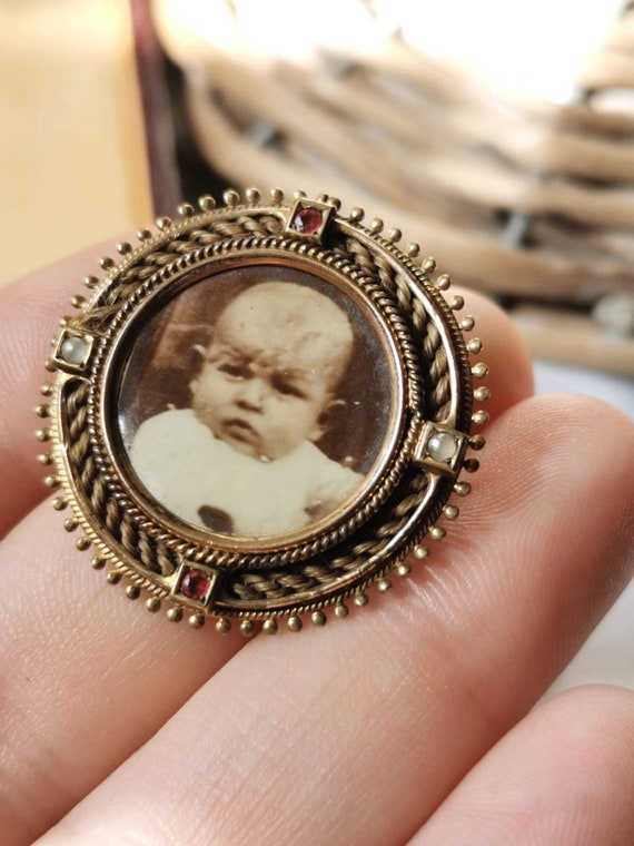 Real Hair & Ruby Photo Brooch around 1900 Art Nou… - image 2