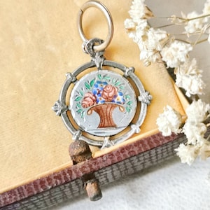 Art nouveau 800 Silver Enamel Chains Pendant true vintage bouquet Roses & forget-me-not 1920 antique cottage enamel pendent charm