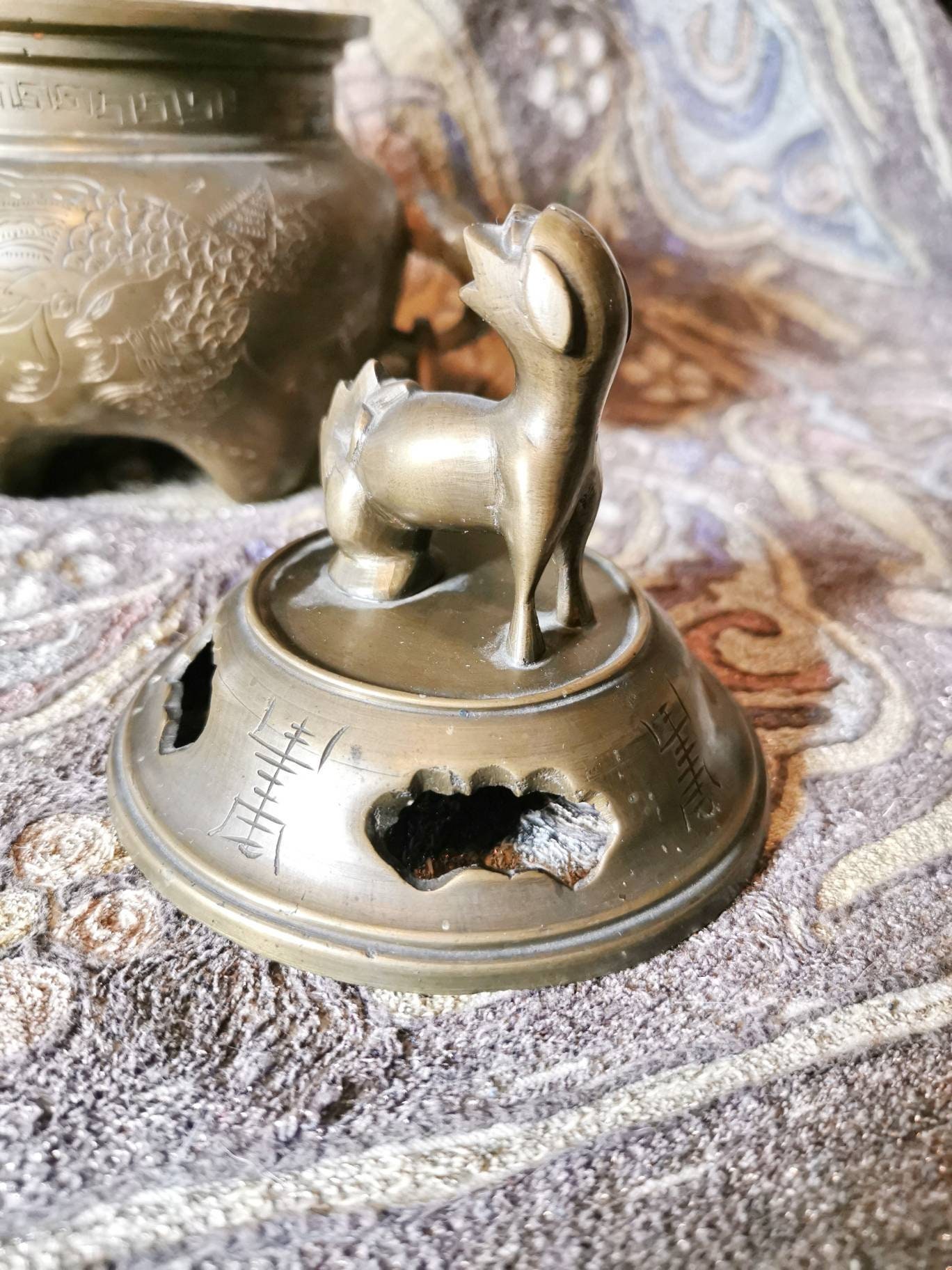 【人気商品！】 Brass Incense Tripod Tripot Lion Foo China 1900 Around Pot 食器