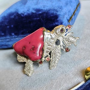 シルバー925 カメ コーラル＆ガーネット付き ブローチ 高貴な動物 ギフト 母と子