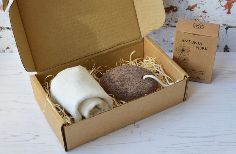 Antonia York Pumice Stone - Thumbnail 3