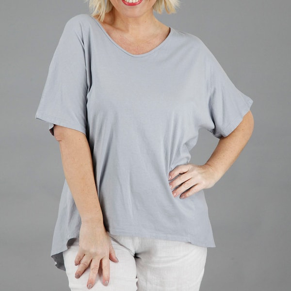 Sally Cotton Dip Hem Top in Grey