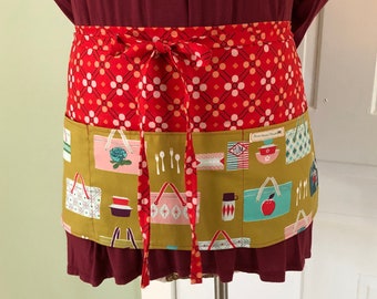 Half Apron, Market vendor apron: Vendor Apron with Pockets, retro theme picnic