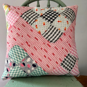 Quilted Pillow Cover 10-5 - The little Green Bean