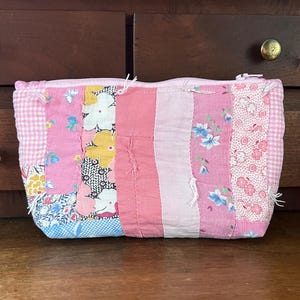 Repurposed Antique Quilt zipper pouch, small size cosmetic bag, Travel bag, gadget bag, 6x 4.5 pink blue purse pouch, Vintage quilt