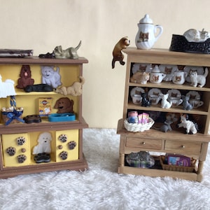 Miniature 1:12 Scale Dog or Cat Theme Hutch