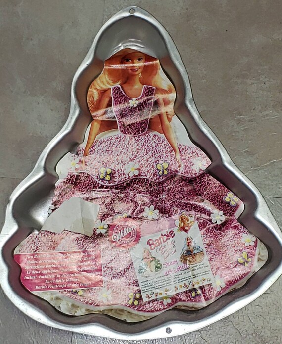barbie cake pan
