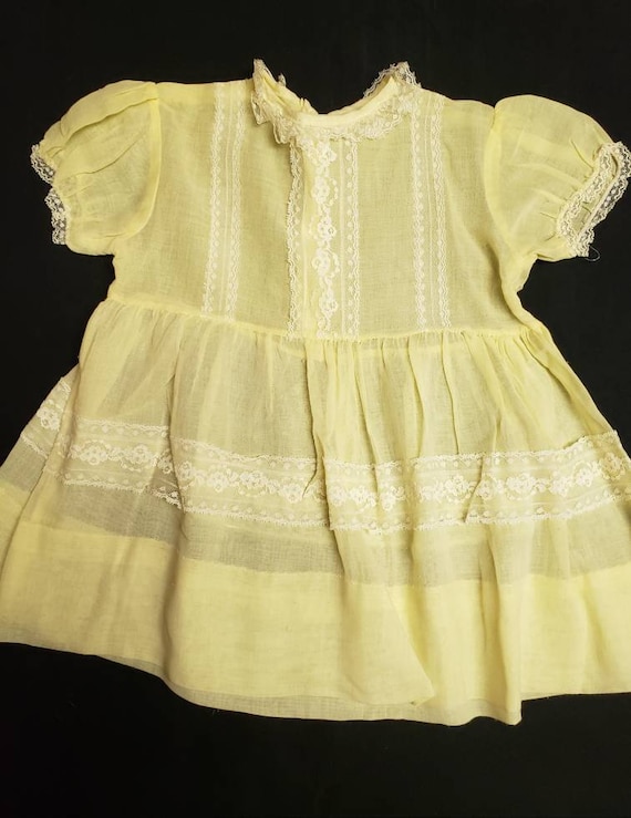 Vintage Sheer Yellow and Lace Organza Little Girl'