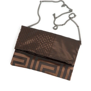 Pochette fendi con catena online