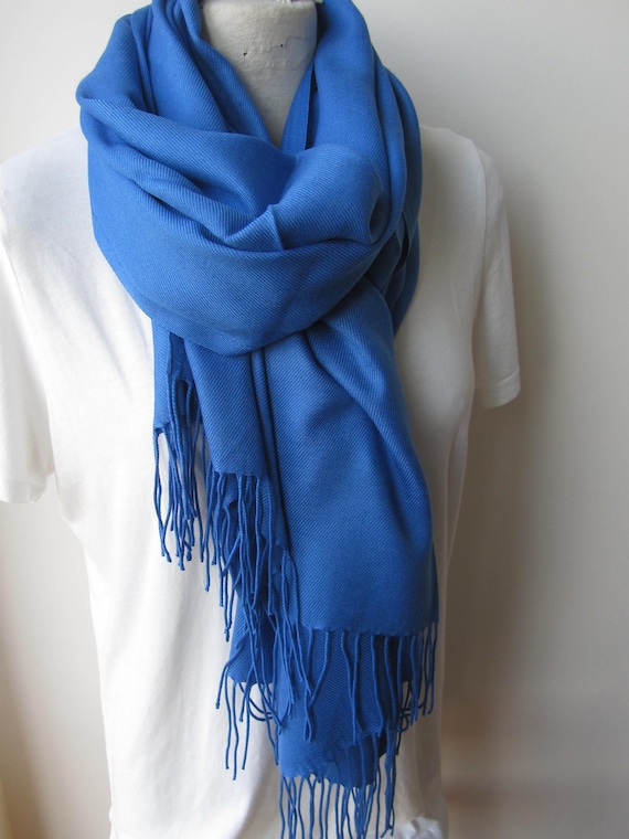 blue scarf