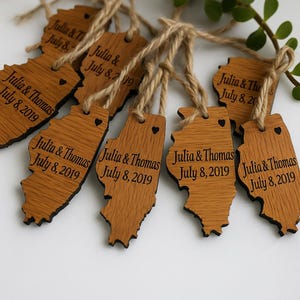 Gravierte Karte Zustand Ornamente, personalisierte Holzverzierung, Geschenkset für benutzerdefinierte Lage
