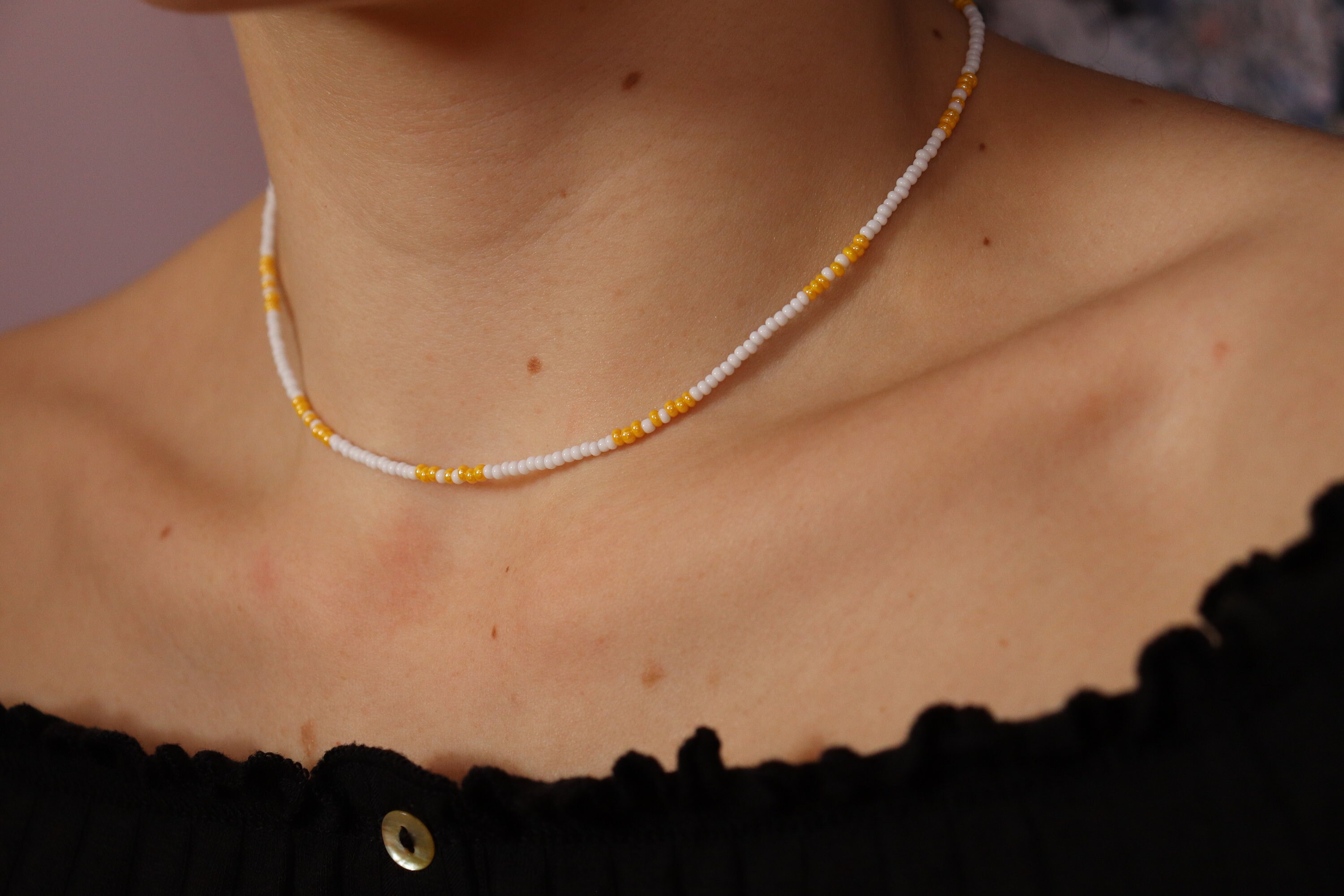 Yellow seed bead necklace Etsy Nederland