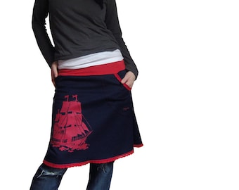 Maritime Rock in dark blue-red