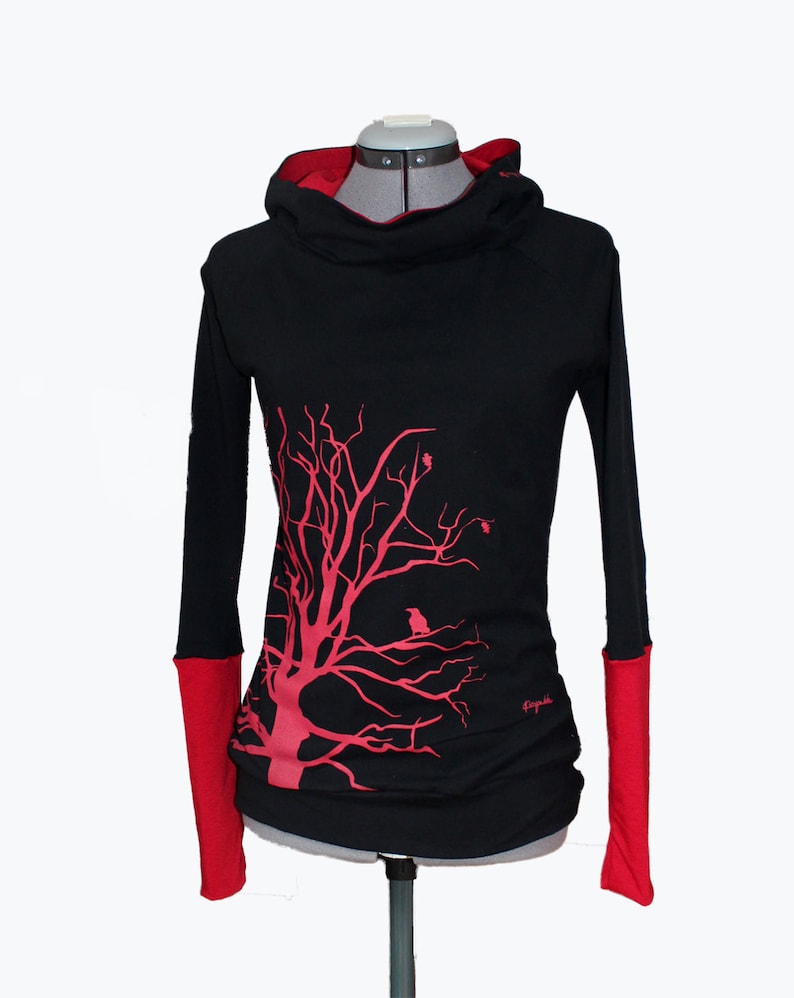 Kapuzenpulli Hoodie_Baum_schwarz-rot Bild 1