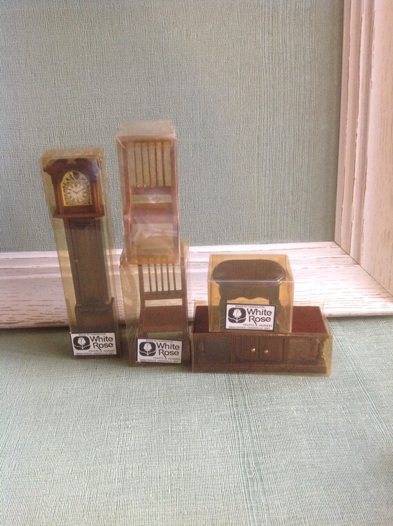 Wooden Doll House Furniture Miscellaneous Grandfather Clock - Coffee Table Grandfather Clock Wooden Doll House Furniture Miscellaneous Grandfather Clock - Coffee Table Grandfather Clock