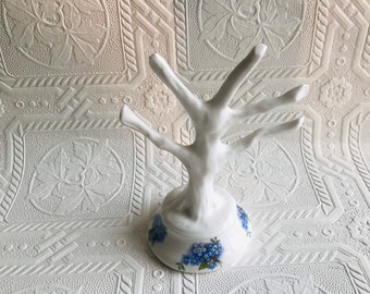 Fine Porcelain White Ring Tree With Forget Me Nots