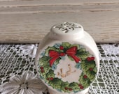 Christmas Vintage Salt Shaker, Hand Painted, Wreath Decoration, Delicate