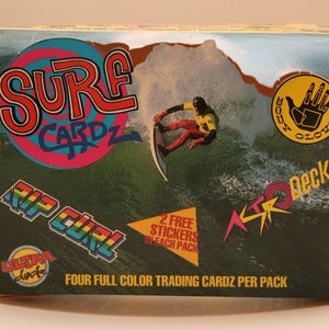 SURF CARDZ Box Body Glove Rip Curl Johnny Monster Gotcha Billabong Surfer Tarjeta coleccionable Patineta Década de 1980 Década de 1990 OP Sundek Tabla de surf